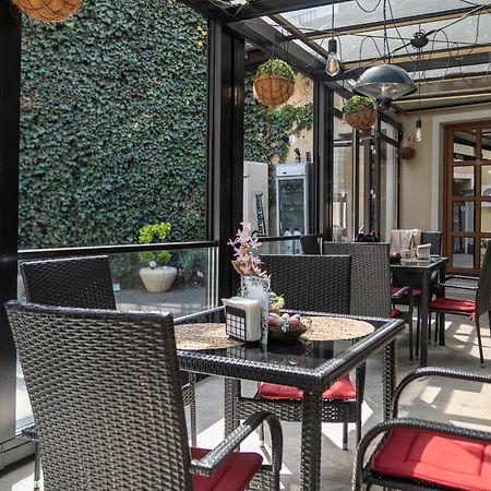 Hotel Marabella Сибиу Экстерьер фото
